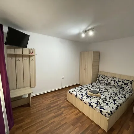 Casa Lili بيت للعطل مانغاليا